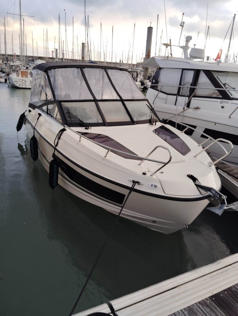 Quicksilver 755 cruiser