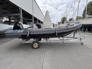 Lire la suite à propos de l’article ZODIAC PRO 6.5 NEO + 150CV MERCURY (85h)